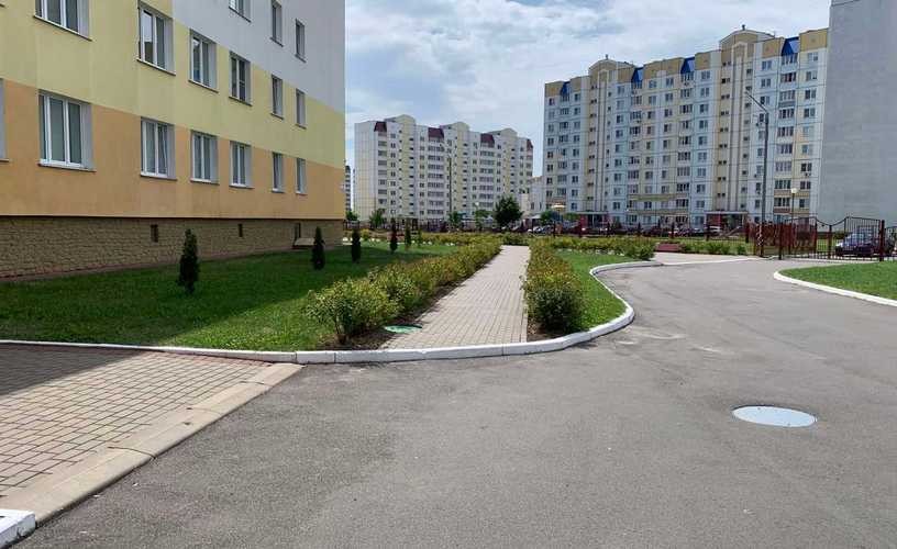 Аллея выпусников
